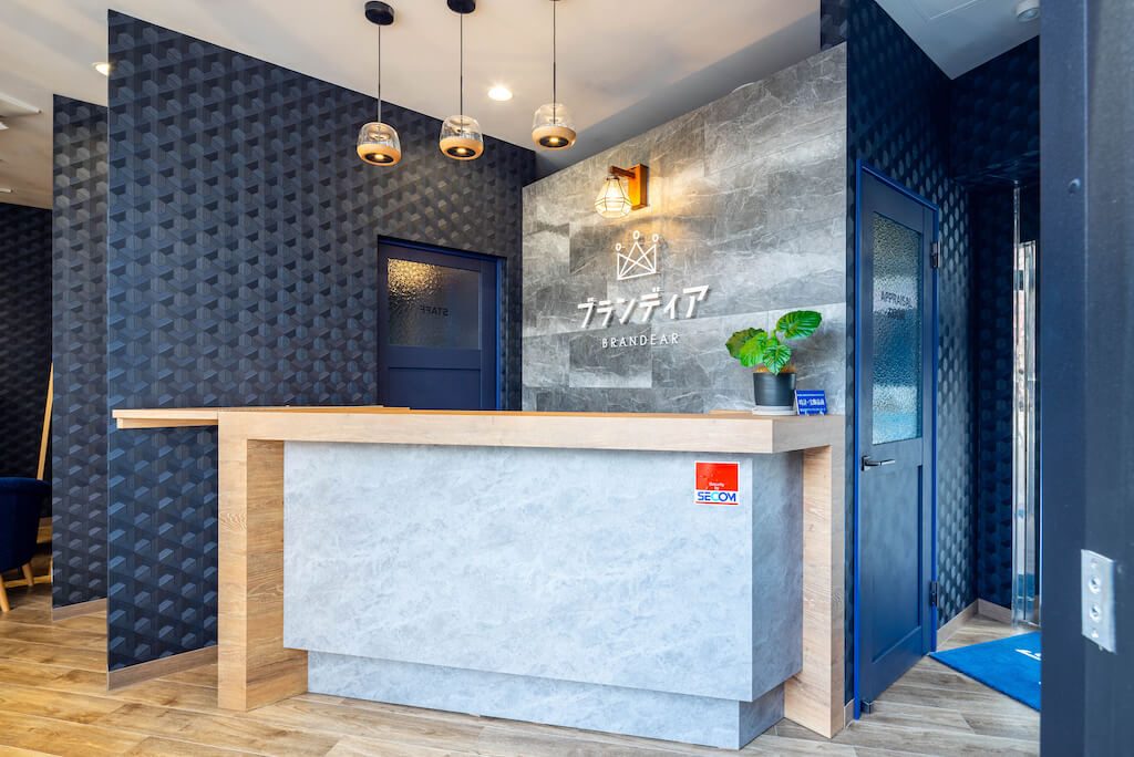 ブランディア 池袋西口駅前店